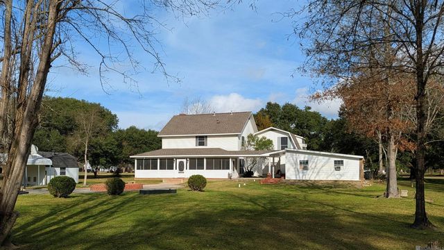 7944 Comite Acres Dr, Baker, LA 70714