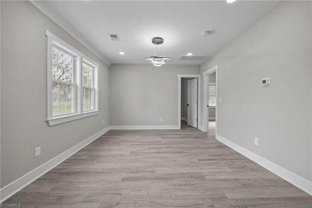 122 S School Street, Burlington, NC 27217