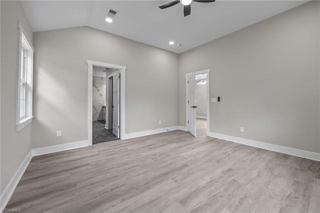 122 S School Street, Burlington, NC 27217