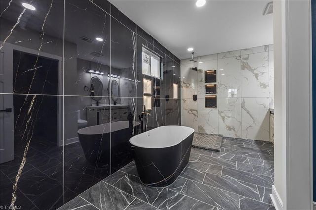 122 S School Street, Burlington, NC 27217