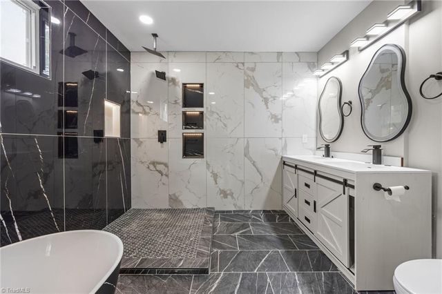 122 S School Street, Burlington, NC 27217