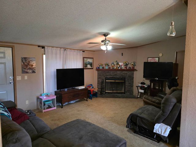 5812 E 100 N, Angola, IN 46703