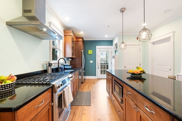 326 Concord Avenue 1, Cambridge, MA 02138