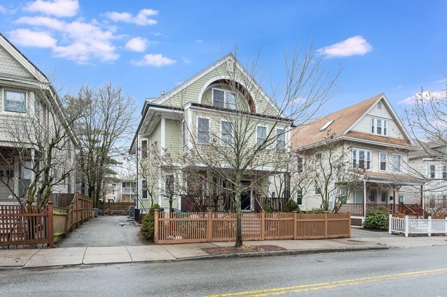 326 Concord Avenue 1, Cambridge, MA 02138