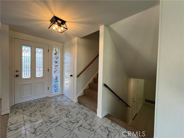 729 La Grange, Newbury Park (thousand Oaks), CA 91320