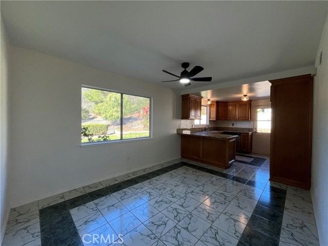 729 La Grange, Newbury Park (thousand Oaks), CA 91320