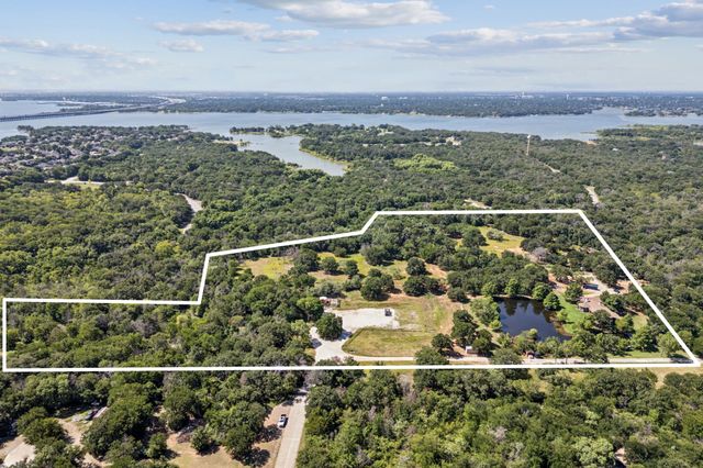 1155 Point Vista Road, Hickory Creek, TX 75065