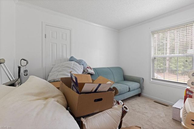 27 Crystal ST, Gates, NC 27937