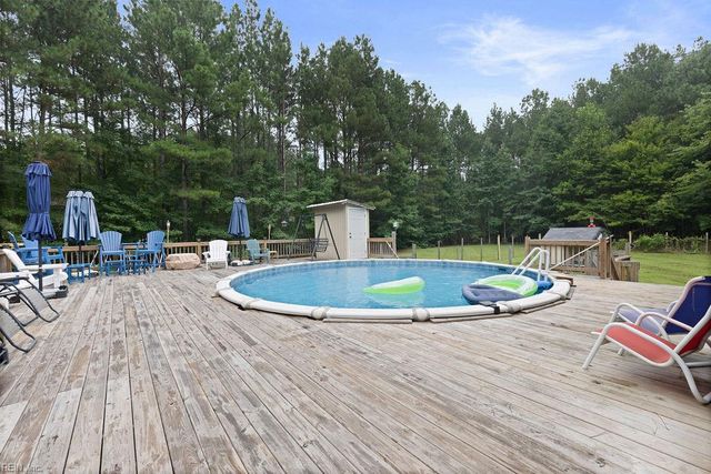 27 Crystal ST, Gates, NC 27937