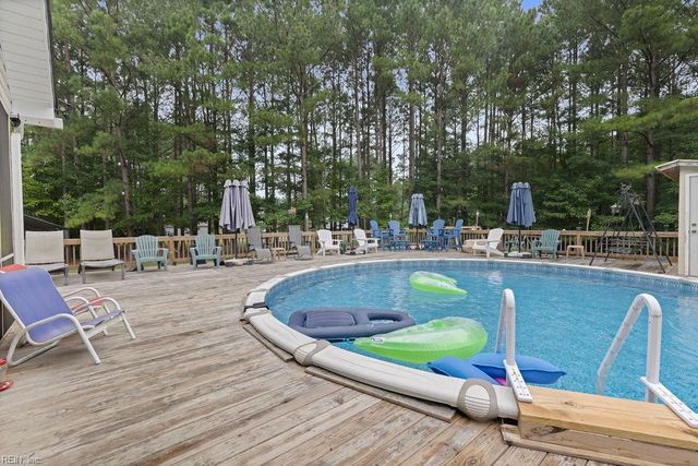 27 Crystal ST, Gates, NC 27937