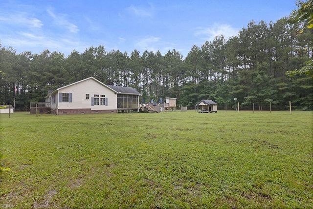 27 Crystal ST, Gates, NC 27937