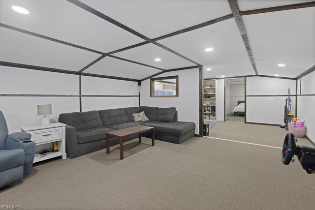 27 Crystal ST, Gates, NC 27937