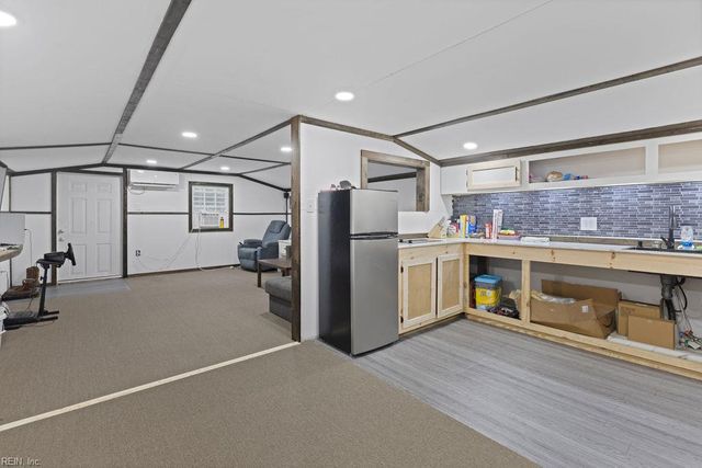 27 Crystal ST, Gates, NC 27937