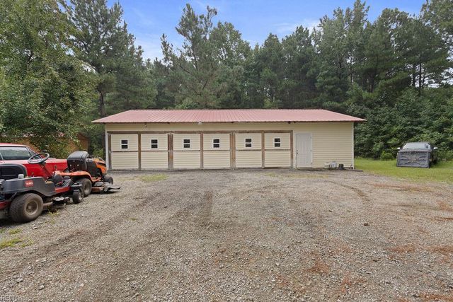 27 Crystal ST, Gates, NC 27937