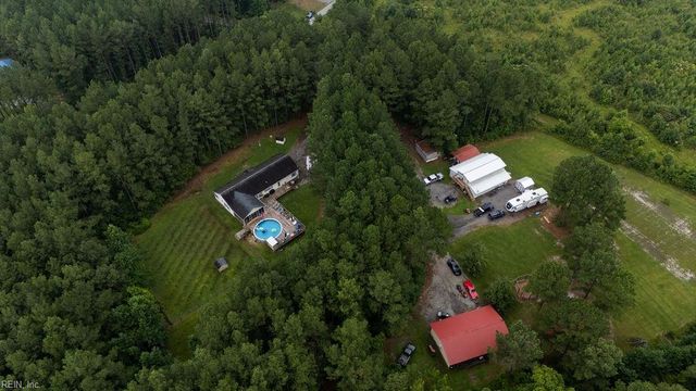 27 Crystal ST, Gates, NC 27937