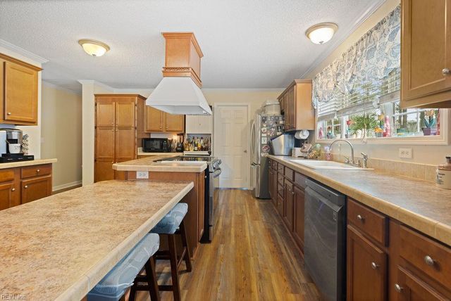 27 Crystal ST, Gates, NC 27937