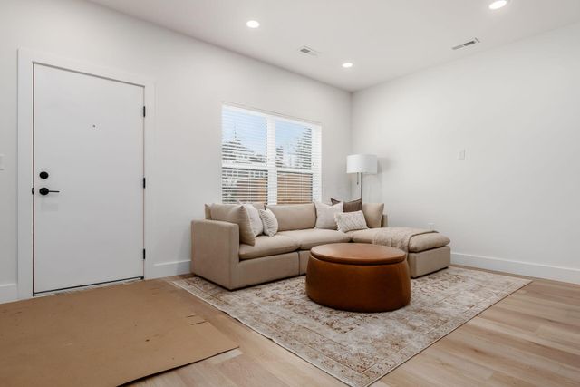 547 Berkeley Road, Columbus, OH 43205