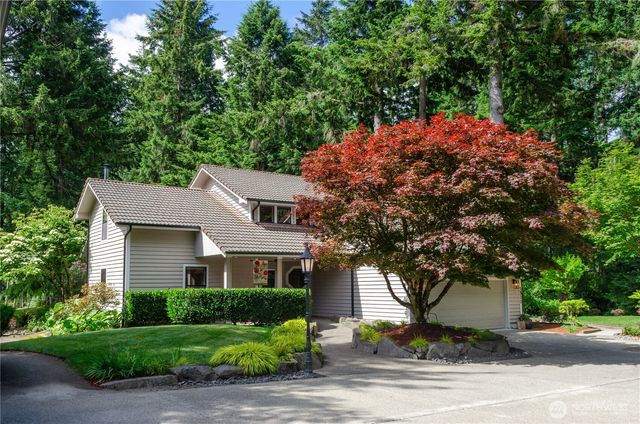1511 11th Lane, Fox Island, WA 98333
