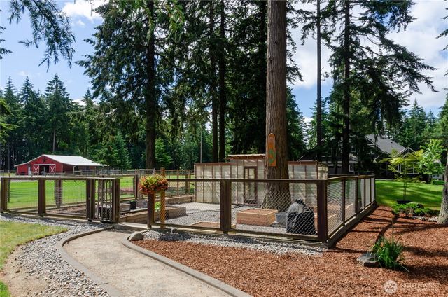1511 11th Lane, Fox Island, WA 98333
