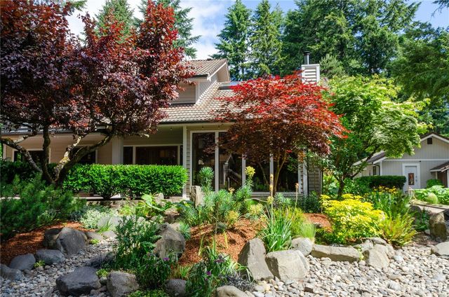 1511 11th Lane, Fox Island, WA 98333