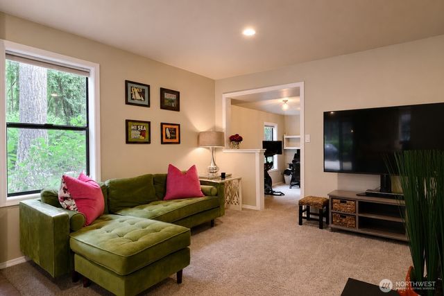 1511 11th Lane, Fox Island, WA 98333