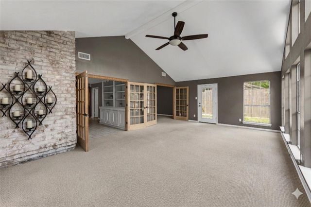 622 S Rivershire Drive, Conroe, TX 77304