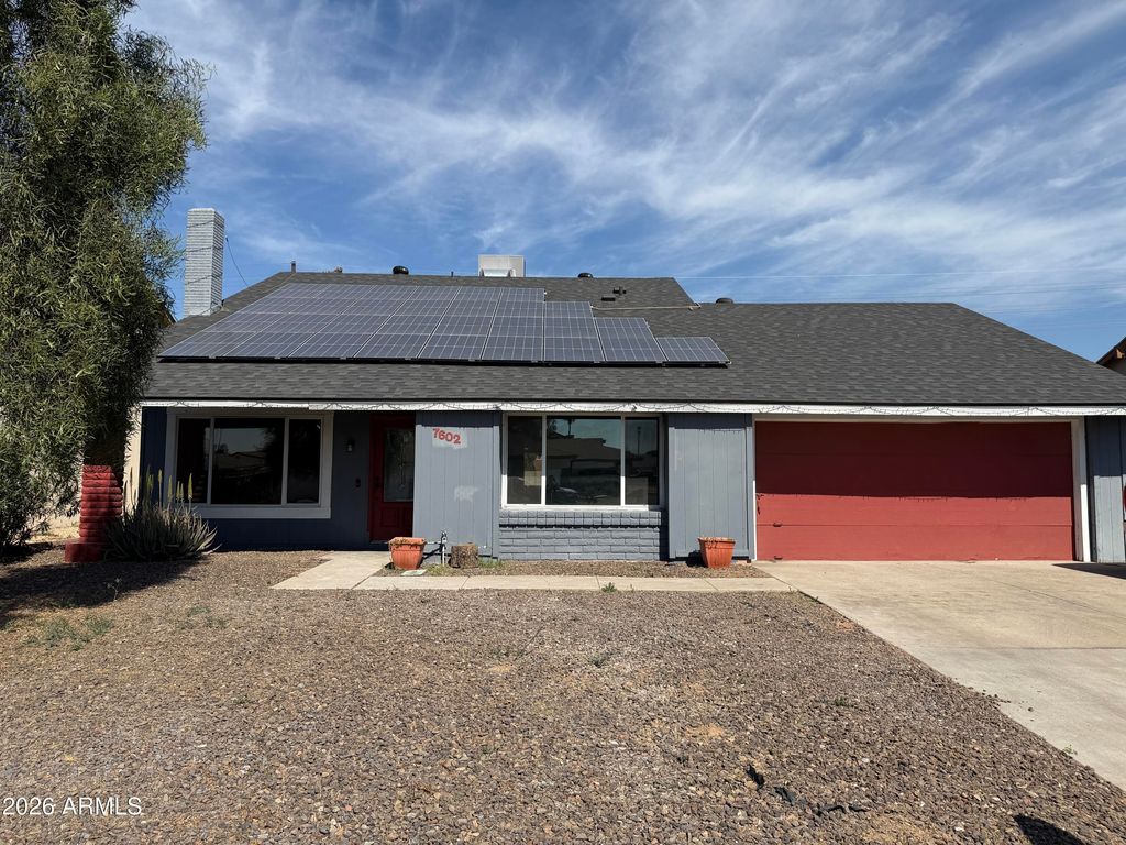 7602 W COLLEGE Drive, Phoenix, AZ 85033