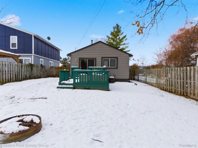 2840 Horton Street, Ferndale, MI 48220