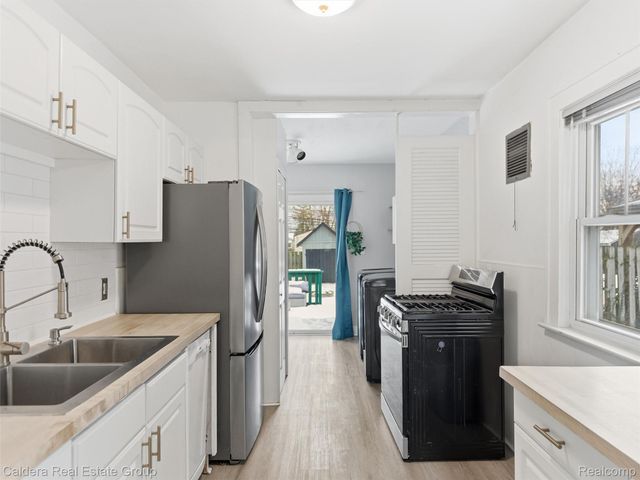 2840 Horton Street, Ferndale, MI 48220