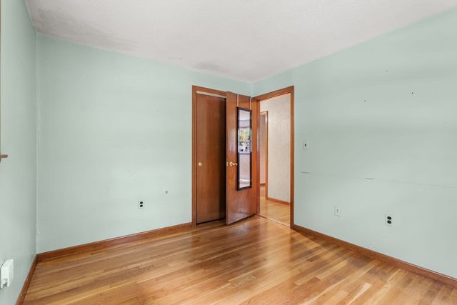 27 Charme Rd, Tewksbury, MA 01876