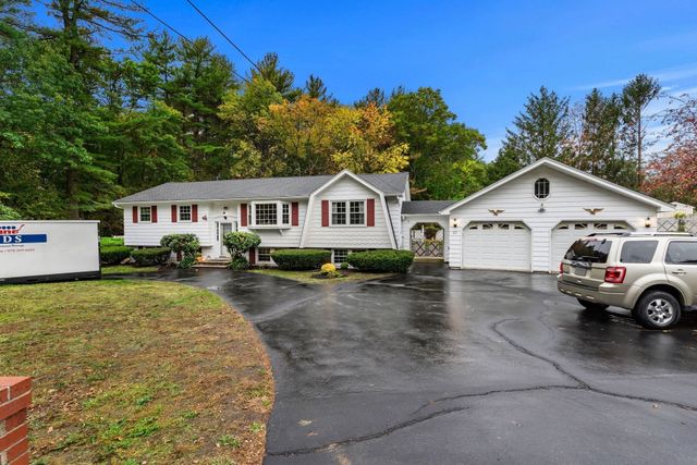 27 Charme Rd, Tewksbury, MA 01876