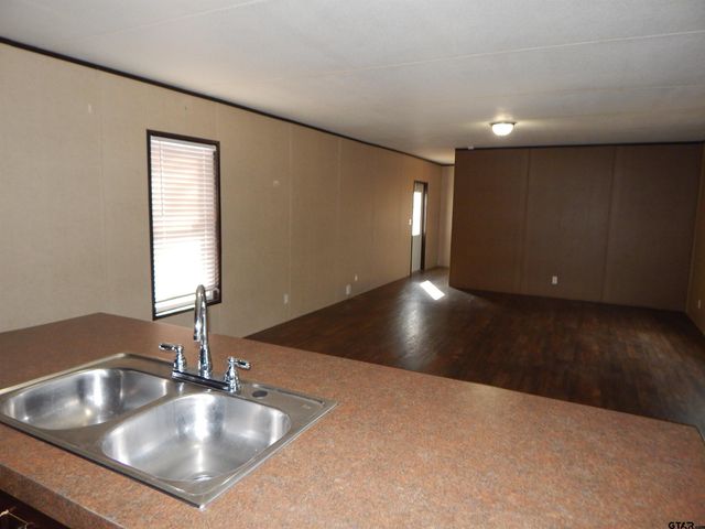 958 BOLES, Gilmer, TX 75645