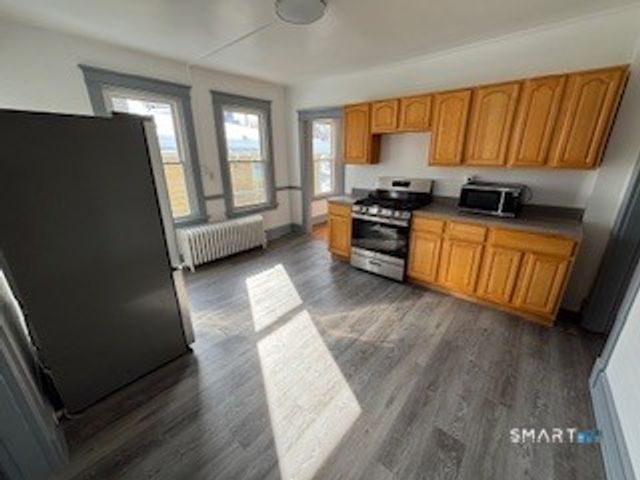 14 Guilfoile Street 2, Waterbury, CT 06708