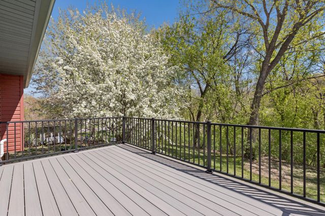 18869 Dodge Street NW, Elk River, MN 55330