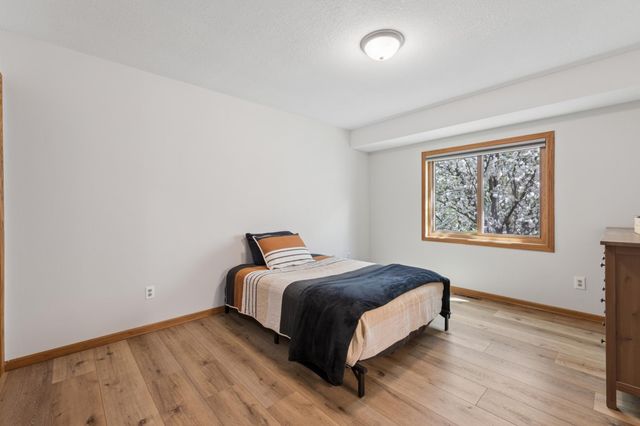18869 Dodge Street NW, Elk River, MN 55330