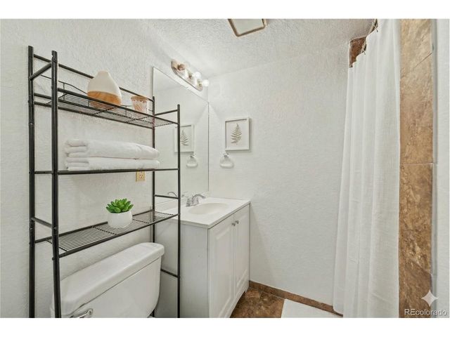 11807 Sherman St, Northglenn, CO 80233