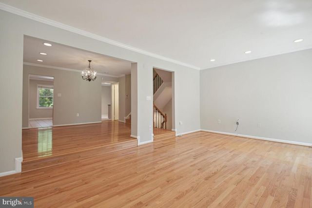 6412 NEEDLE LEAF DR, Rockville, MD 20852