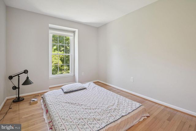 6412 NEEDLE LEAF DR, Rockville, MD 20852
