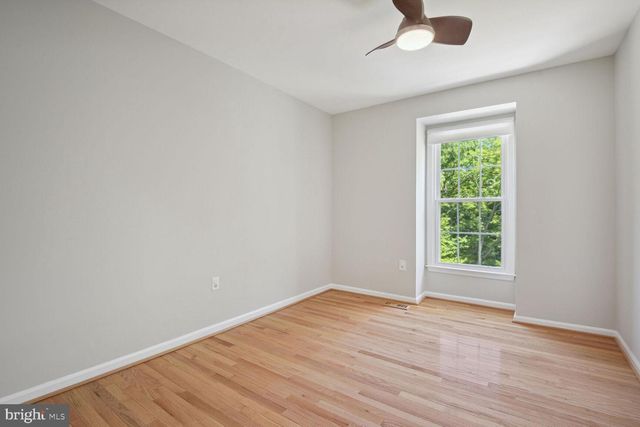6412 NEEDLE LEAF DR, Rockville, MD 20852