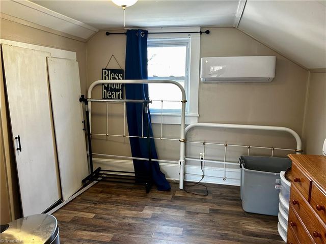 1408 Essex Place, Lenoir, NC 28645