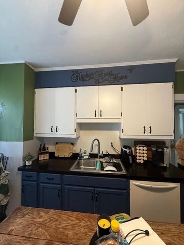 31-33 Suffolk St, Springfield, MA 01109