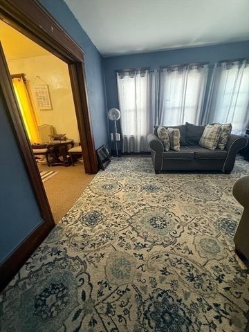 31-33 Suffolk St, Springfield, MA 01109
