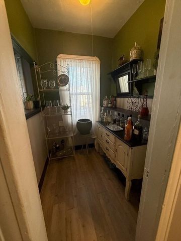 31-33 Suffolk St, Springfield, MA 01109