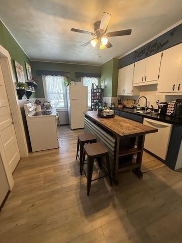 31-33 Suffolk St, Springfield, MA 01109