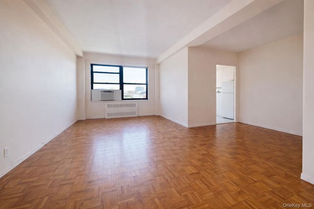 99-72 66 rd 7AA, Rego Park, NY 11374