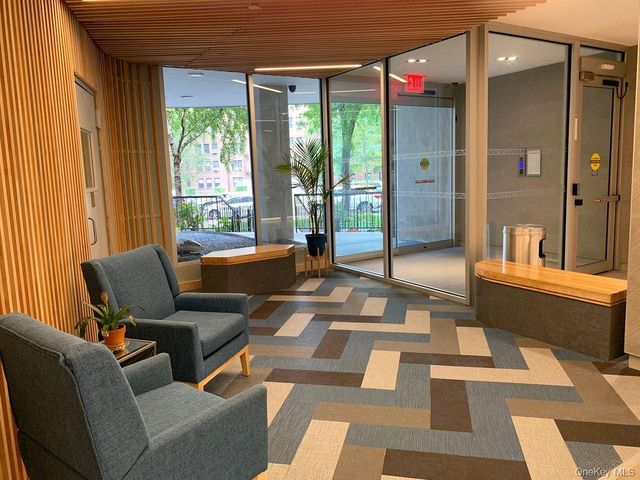 99-72 66 rd 7AA, Rego Park, NY 11374