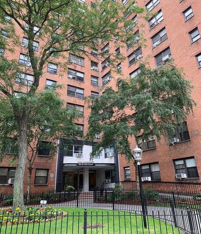 99-72 66 rd 7AA, Rego Park, NY 11374