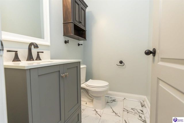 602 Napa Valley Court, Vine Grove, KY 40175