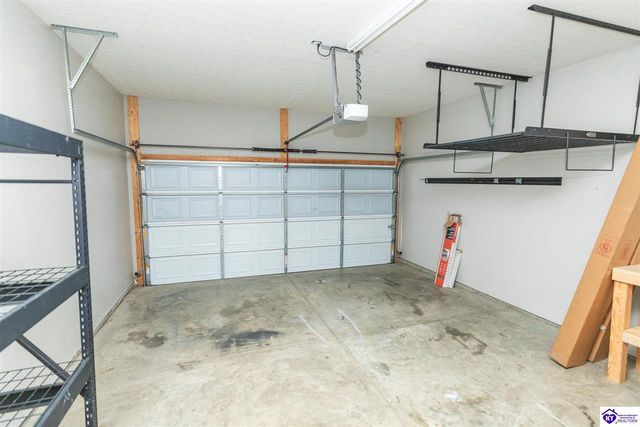 602 Napa Valley Court, Vine Grove, KY 40175