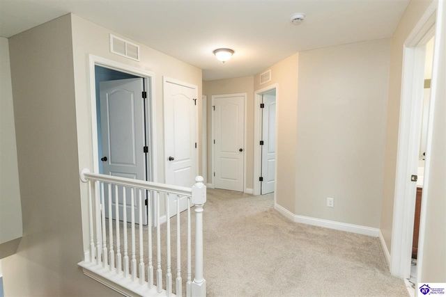 602 Napa Valley Court, Vine Grove, KY 40175